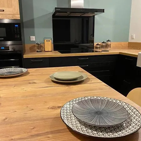 Ferienhaus Maison Familiale Et Spacieuse Avec Piscine Mios