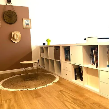 Maison Familiale Et Spacieuse Avec Piscine Ferienhaus Mios