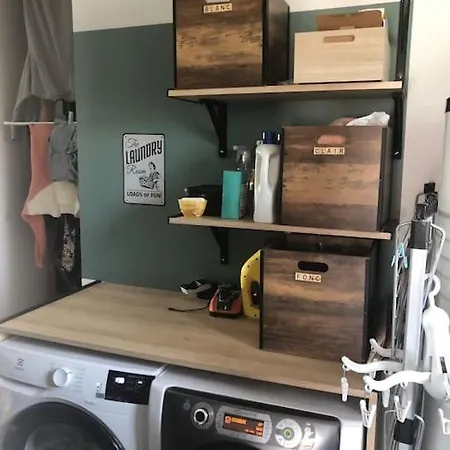 Maison Familiale Et Spacieuse Avec Piscine *