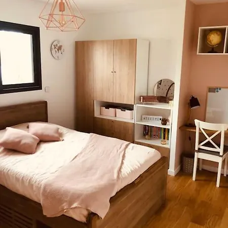 Maison Familiale Et Spacieuse Avec Piscine بيت للعطل ميوس